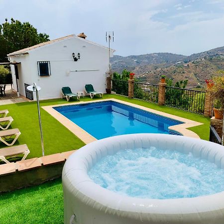 Villa En Frigiliana Con Piscina Y Jacuzzi 외부 사진